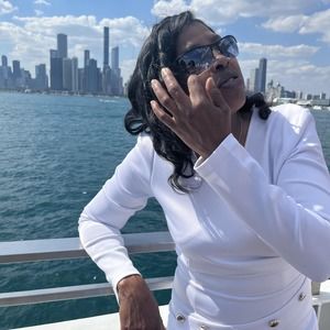 Meet your Posher, Paula